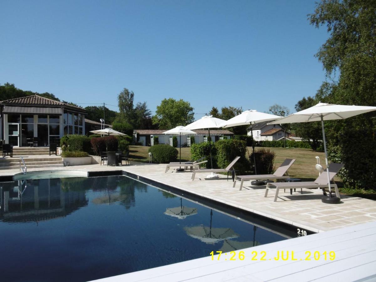Logis Hotel Val De Vienne Le Vigeant Eksteriør bilde